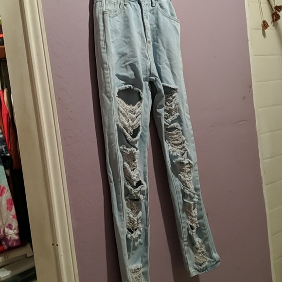 High Waisted Ladder Distressed Jeans - Picture 2 of 4